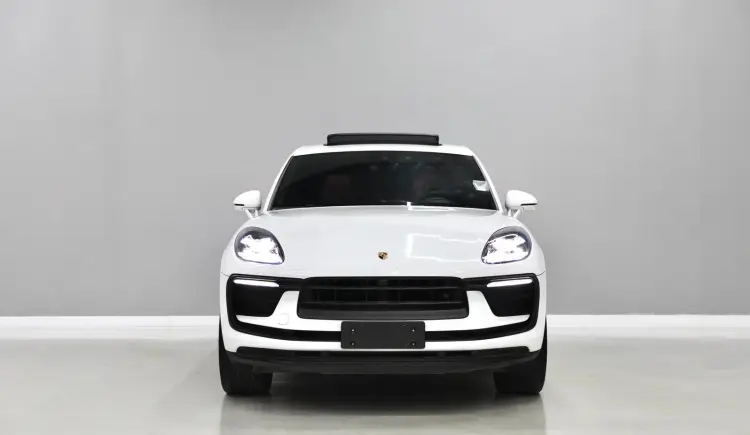 porsche macan image Accident Free | 4,200 AED Monthly Installment | Free Insurance + Registration | B02302