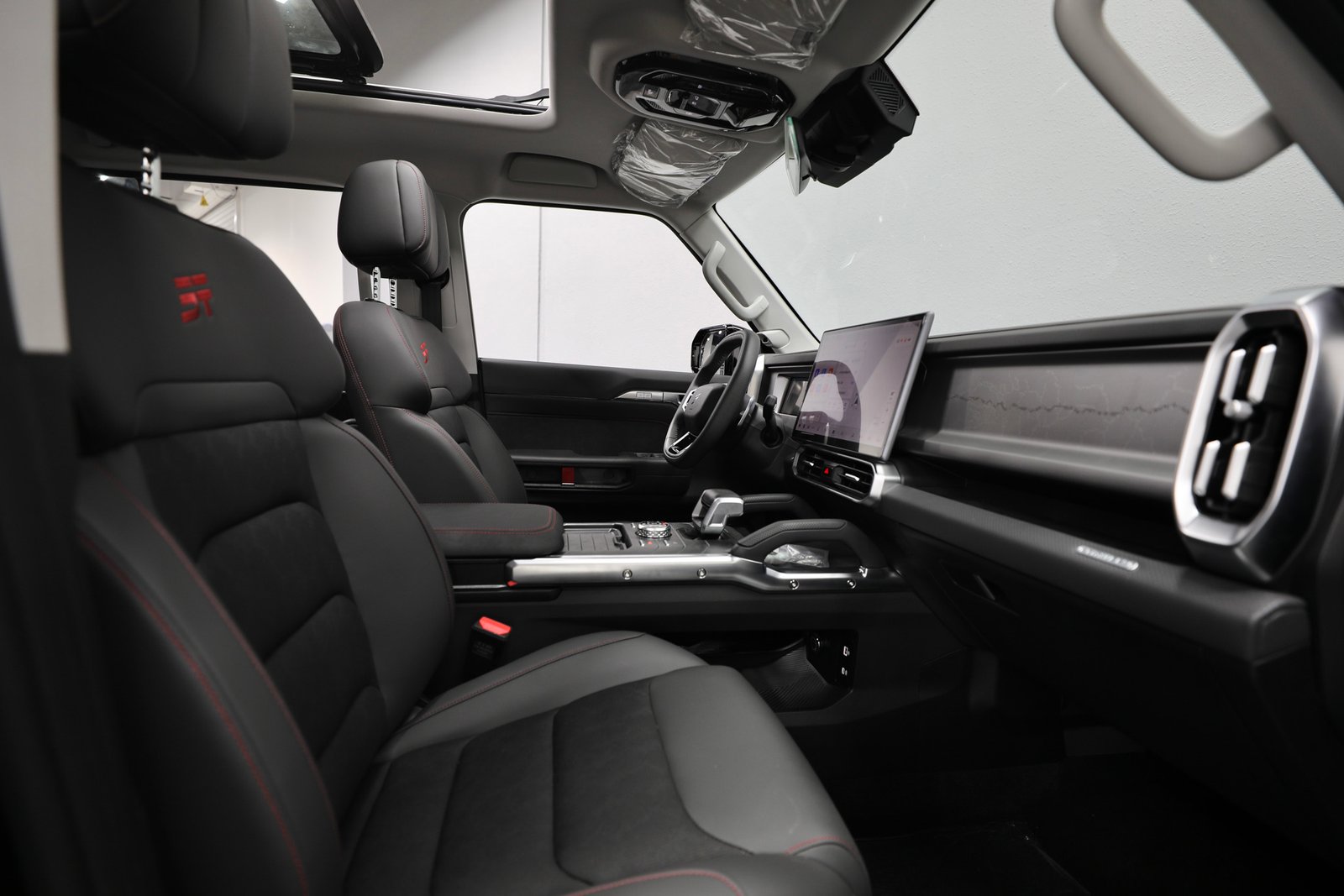 Jetour T2 | Brand New | 1,900 AED Monthly | Free Insurance and Registration