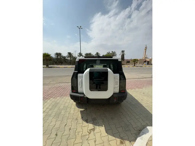 Discover undefined undefined Exterior Interior Images.Find all aspects and details of cars.