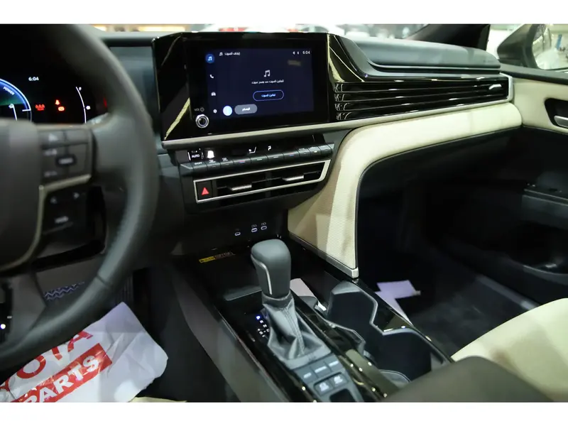 Toyota Camry 2025
