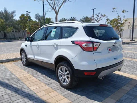 Discover undefined undefined Exterior Interior Images.Find all aspects and details of cars.