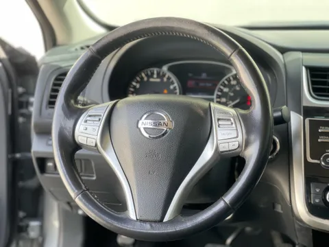 Nissan Altima 2.5 SV 2018