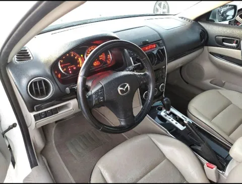 Mazda 6 2.5L V w/ Sunroof Plus 2007