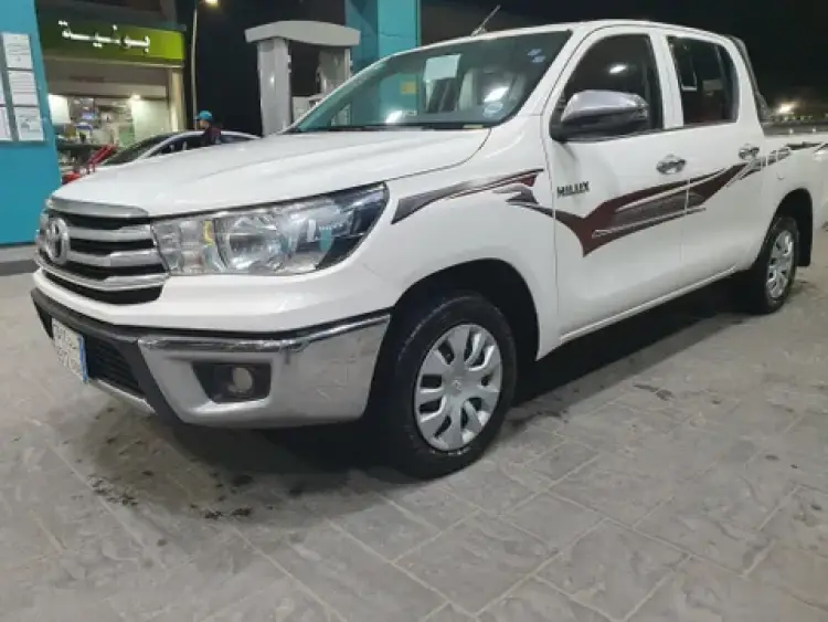toyota toyota-hilux image Toyota Hilux 2018