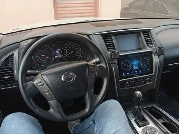 nissan nissan-patrol image Nissan Patrol 4.0 Platinum 2017