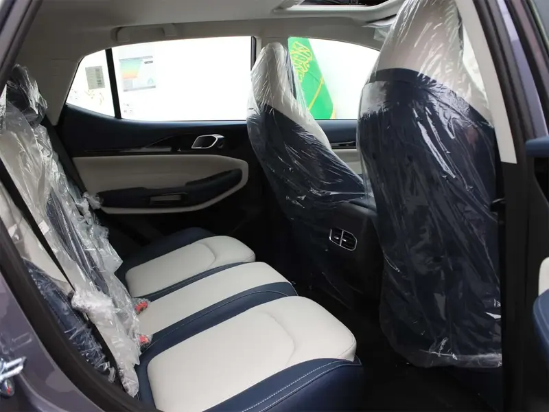 Discover undefined undefined Exterior Interior Images.Find all aspects and details of cars.