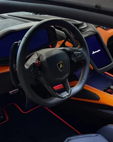 New Lamborghini Revuelto 6.5T V12 HPEV 2024