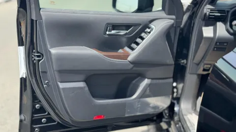 New Toyota Land Cruiser 4.0 GXR 2025