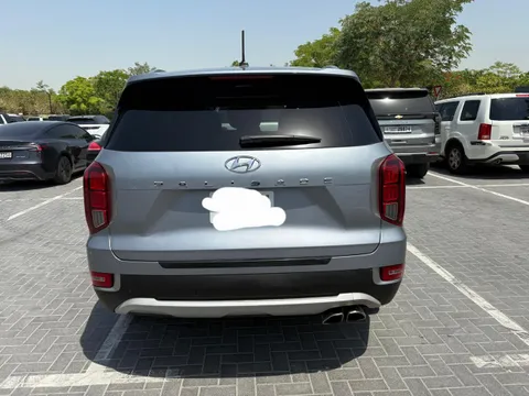 Discover undefined undefined Exterior Interior Images.Find all aspects and details of cars.