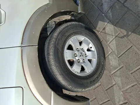 Mitsubishi Pajero 3.5L 5 Door Basic 2006