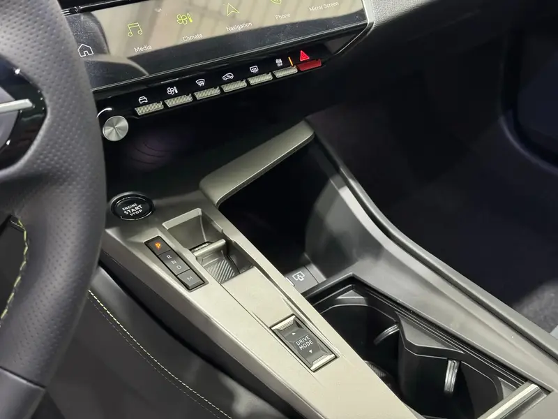 Peugeot 408 2025