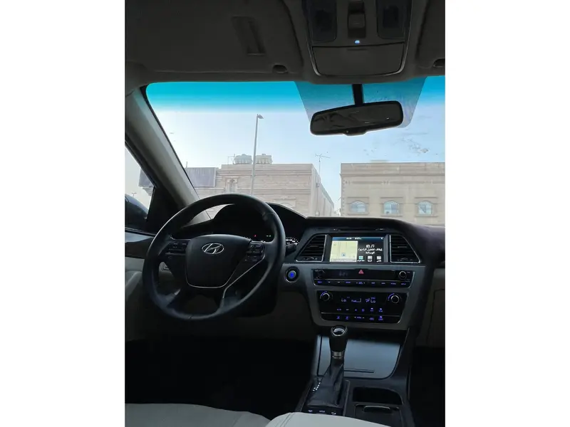 Discover undefined undefined Exterior Interior Images.Find all aspects and details of cars.