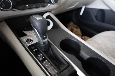 Discover undefined undefined Exterior Interior Images.Find all aspects and details of cars.