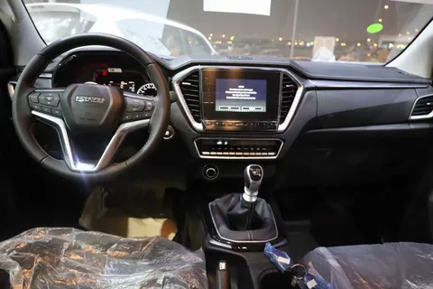 New Isuzu D-MAX 2023