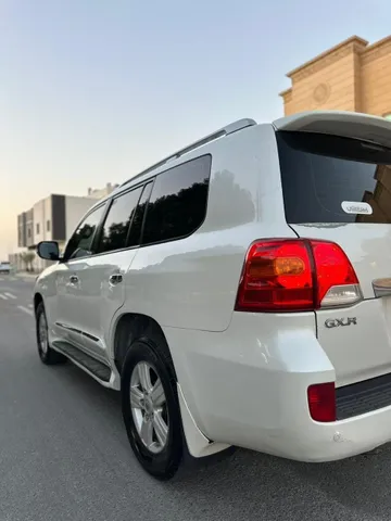 Discover undefined undefined Exterior Interior Images.Find all aspects and details of cars.