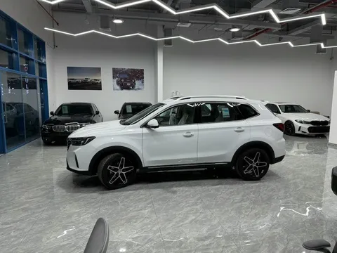 Discover undefined undefined Exterior Interior Images.Find all aspects and details of cars.