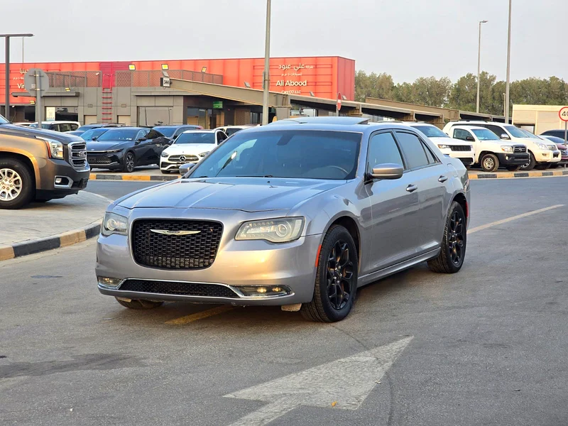 Chrysler 300 2017