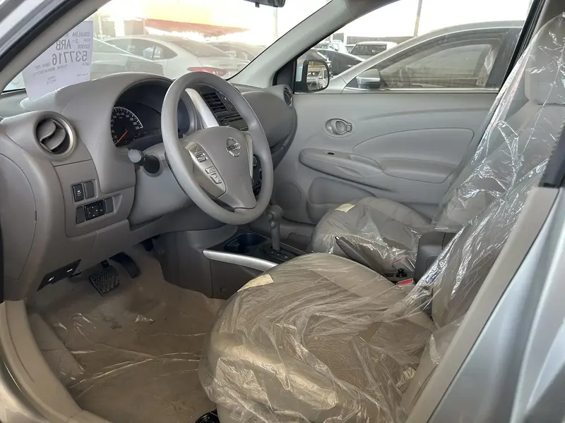 Nissan Sunny 2024