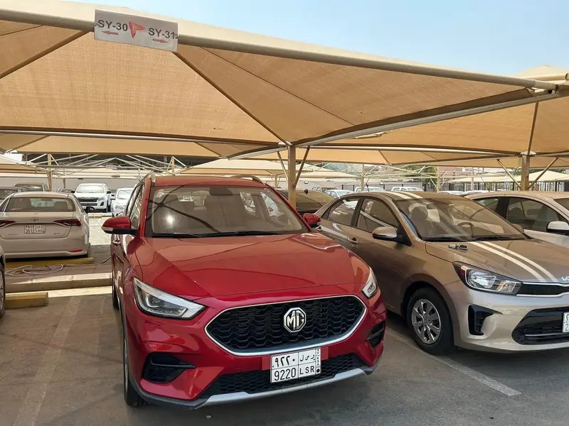 Discover undefined undefined Exterior Interior Images.Find all aspects and details of cars.
