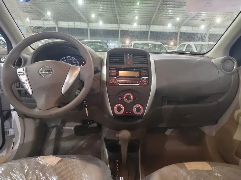 Nissan Sunny 2024