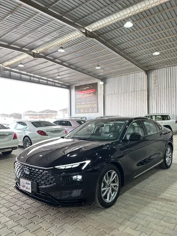 Discover undefined undefined Exterior Interior Images.Find all aspects and details of cars.