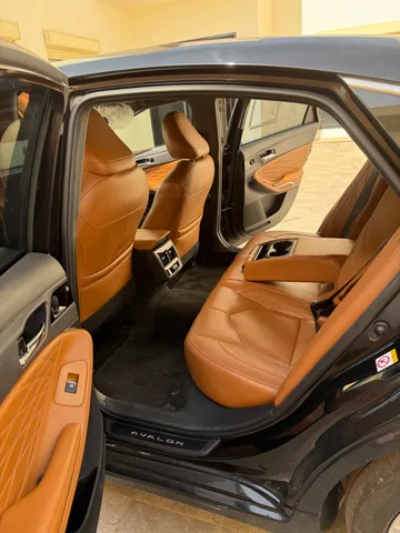 Toyota Avalon 3.5L V6 Premium 2022