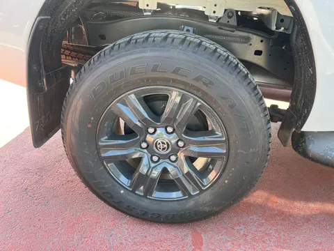 New Toyota Hilux 2025