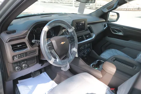 Discover undefined undefined Exterior Interior Images.Find all aspects and details of cars.