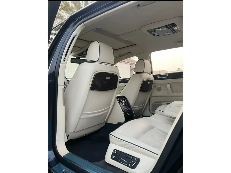 Bentley Flying Spur 2011