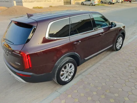 Discover undefined undefined Exterior Interior Images.Find all aspects and details of cars.