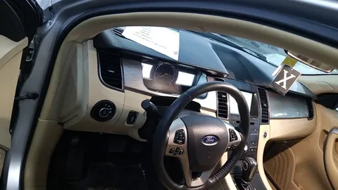 Discover undefined undefined Exterior Interior Images.Find all aspects and details of cars.