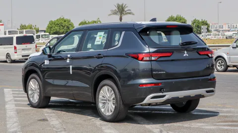 Discover undefined undefined Exterior Interior Images.Find all aspects and details of cars.