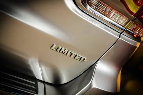 Discover undefined undefined Exterior Interior Images.Find all aspects and details of cars.