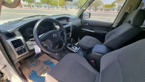 Nissan Patrol Safari 4.8L A/T (Basic) 2015