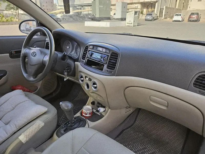 Hyundai Accent 2010