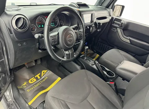 Jeep Wrangler Willys Wheeler 3.6L A/T 2018