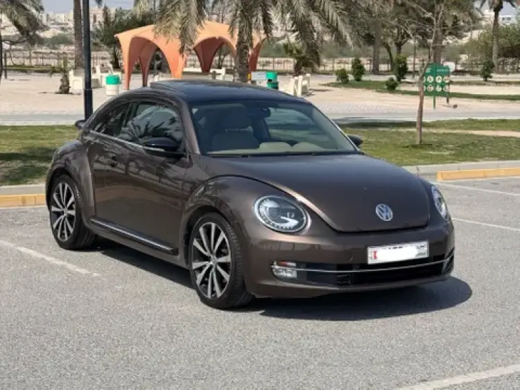 volkswagen beetle image Volkswagen Beetle Hatchback 2.0 2015
