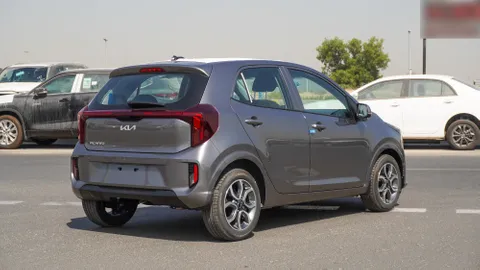 Discover undefined undefined Exterior Interior Images.Find all aspects and details of cars.