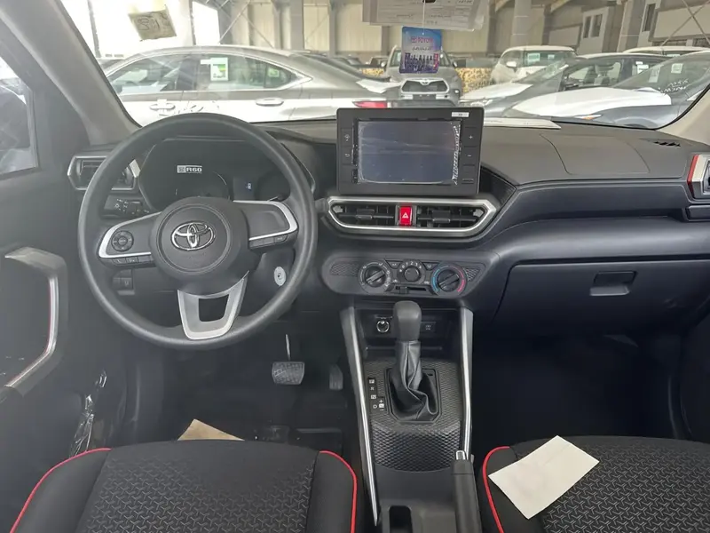 Discover undefined undefined Exterior Interior Images.Find all aspects and details of cars.