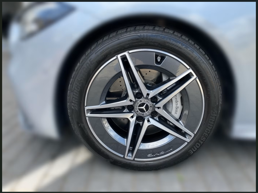 مرسيدس بنز C Class 2024