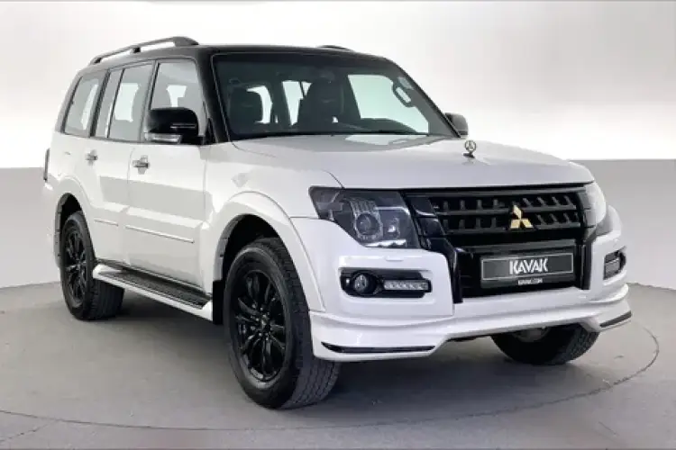 mitsubishi pajero image New Mitsubishi Pajero 2020