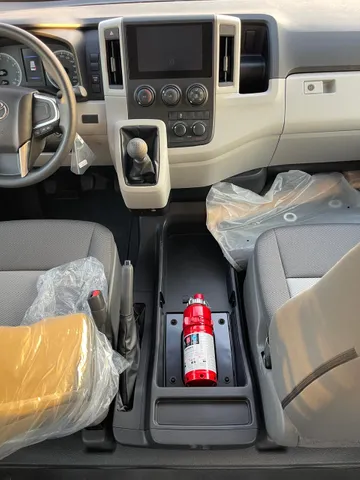 Discover undefined undefined Exterior Interior Images.Find all aspects and details of cars.