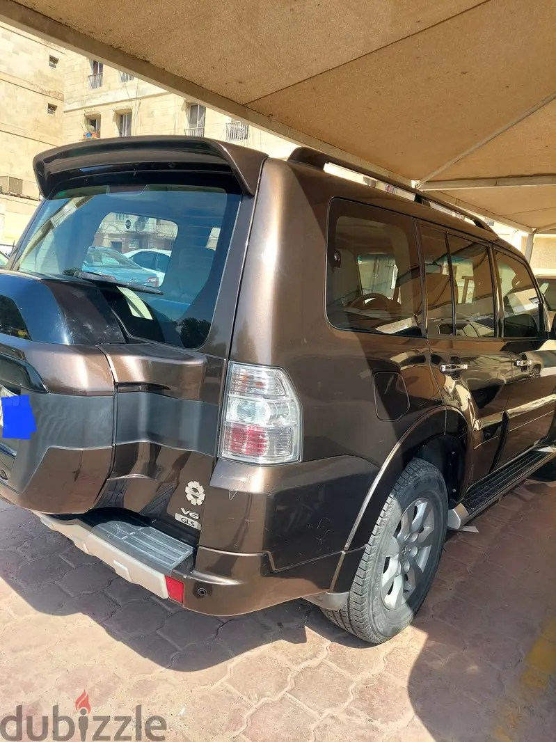 ميتسوبيشي باجيرو 2017