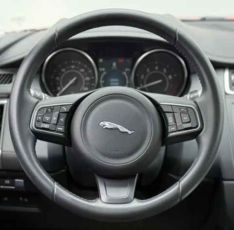 Jaguar E-Pace 2.0T S 200 PS 2019