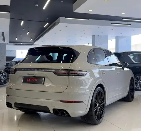 Discover undefined undefined Exterior Interior Images.Find all aspects and details of cars.