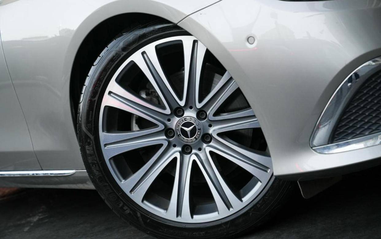 مرسيدس بنز E Class 2021
