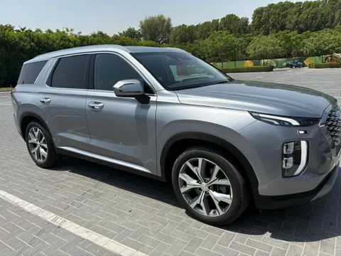 Discover undefined undefined Exterior Interior Images.Find all aspects and details of cars.