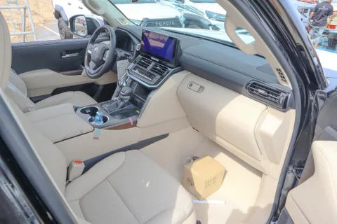 New Toyota Land Cruiser 3.5T GXR 2025