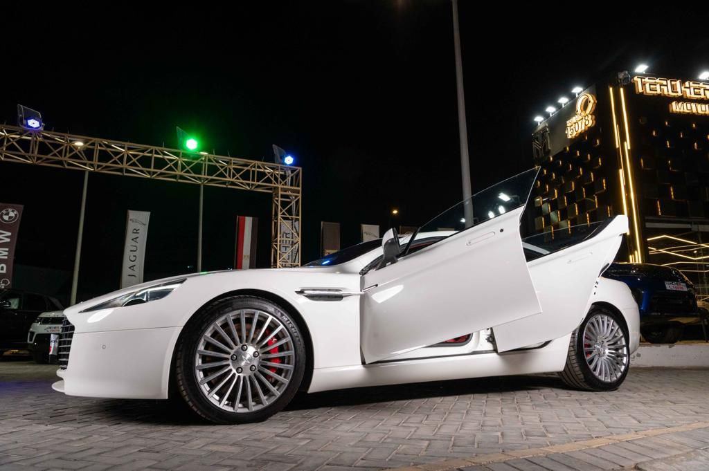 Aston Martin Rapid 2015