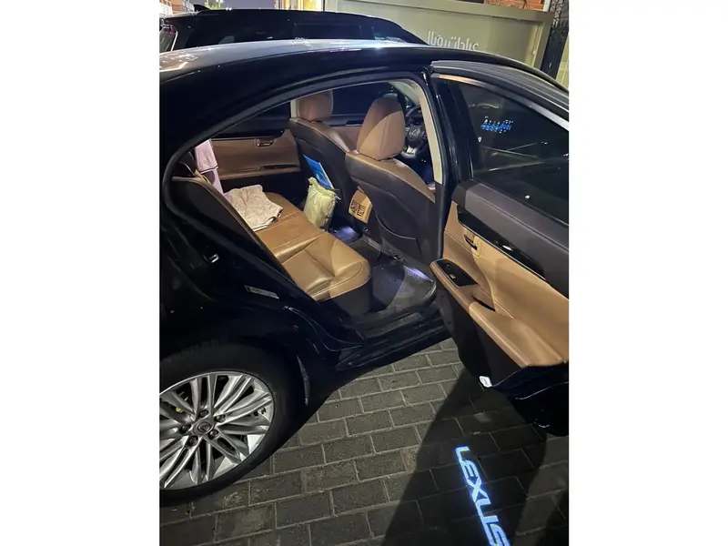 Lexus ES 2018